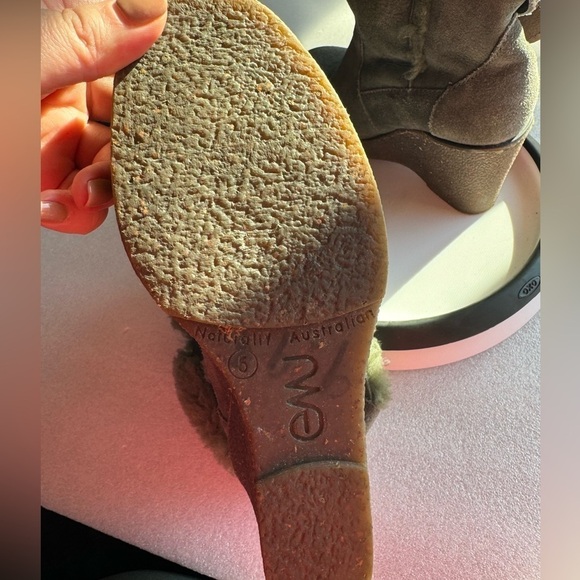 Emu Heighton Lo Sheepskin Boots 5 Green Wedge Women’s Winter Boots Australian - Picture 6 of 14